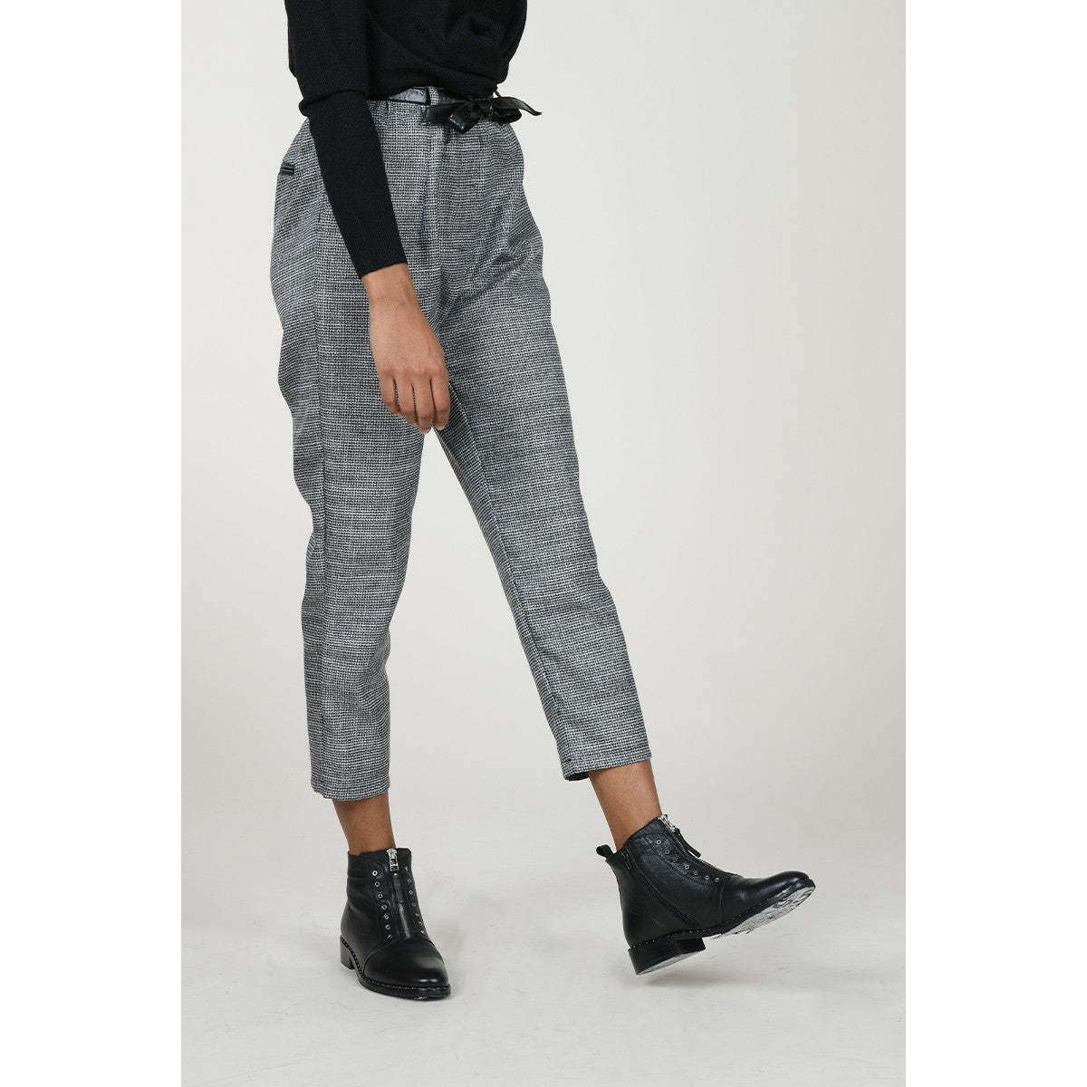 Molly Bracken Donna Vita Alta Pantalone Morbido Gamba Dritta Grey