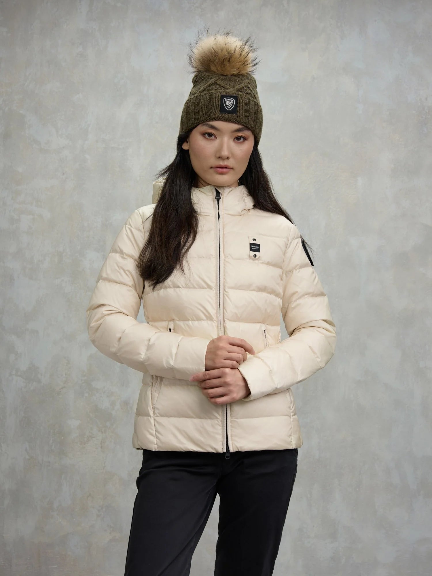 Blauer Giubbino Corto Sfoderato In Nylon Stretch Con Cappuccio, Giacca Donna Tecnica E Fashion