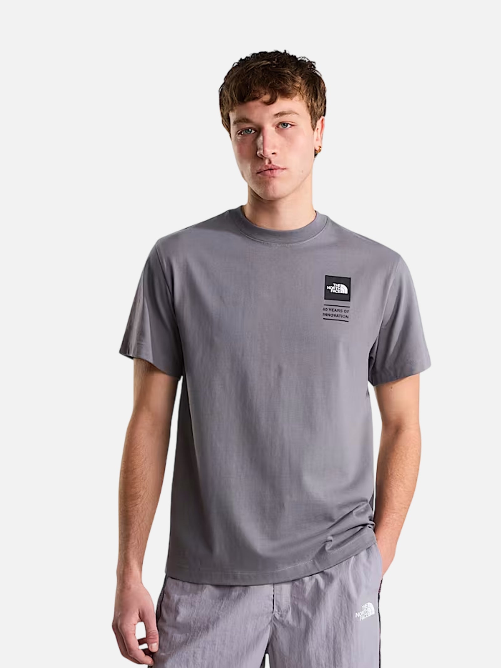 The North Face uomo t-shirt CELEBRATION NF0A8GAQ0UZ1