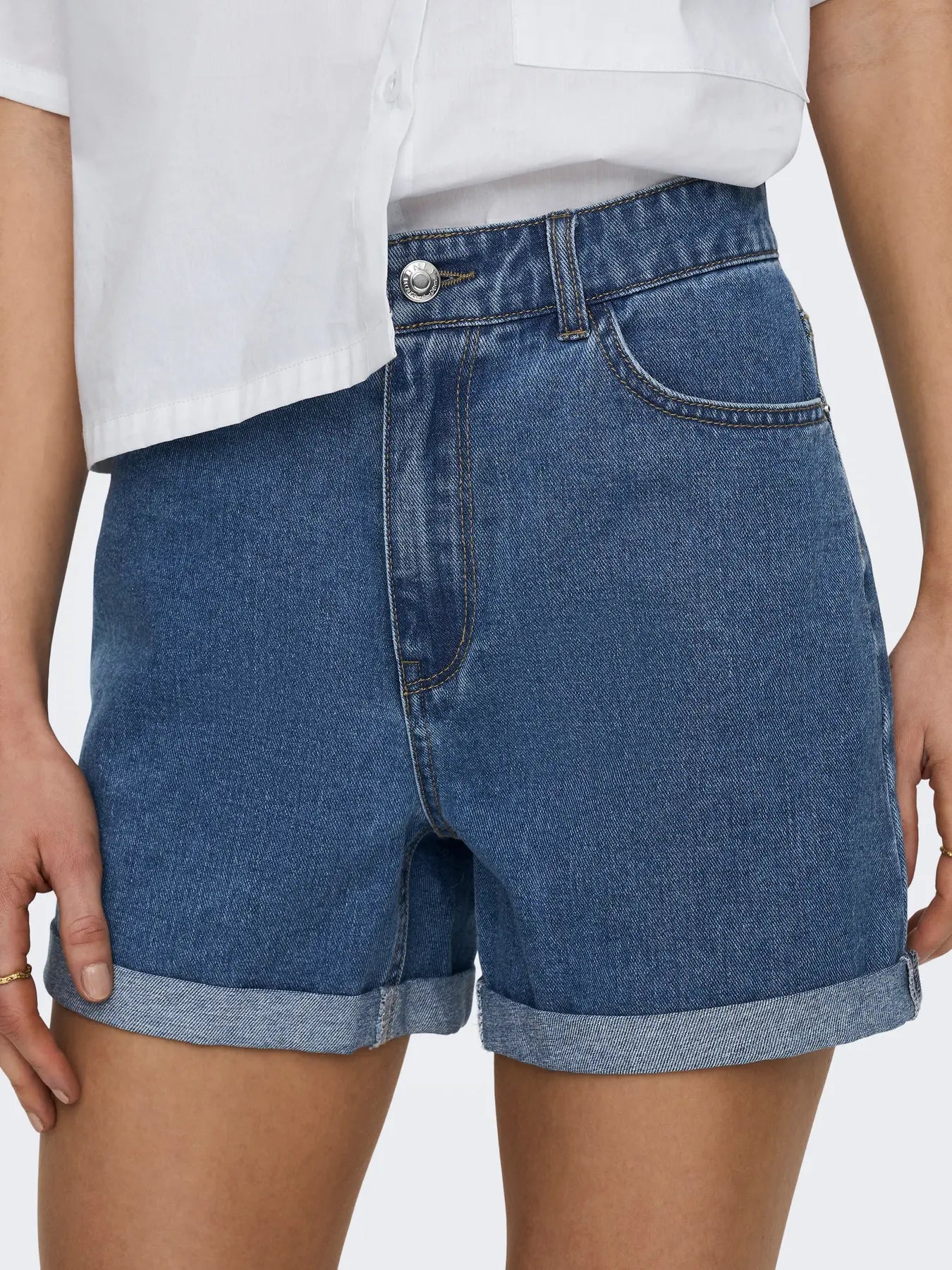 Only donna short VEGA HW MOM 15230571