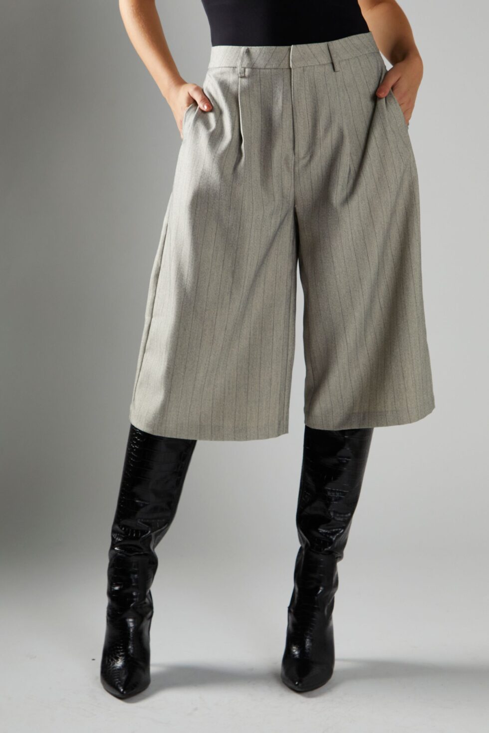 Glamorous donna bermuda AN5293 light grey