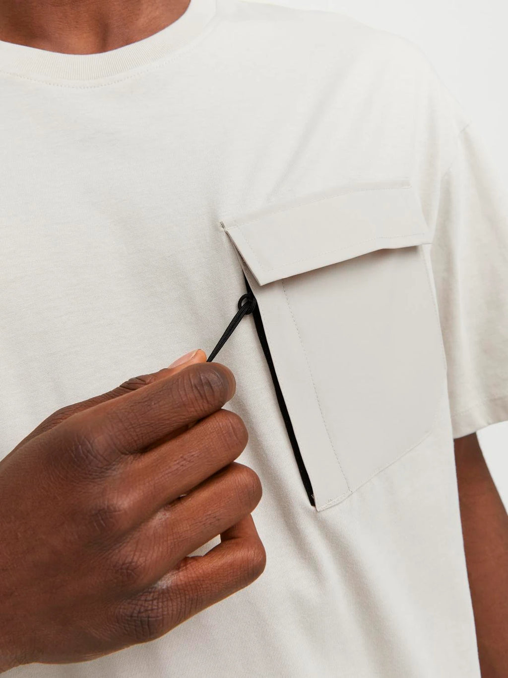 Jack & Jones uomo t-shirt Arch Pocket 12251615 Moonbeam