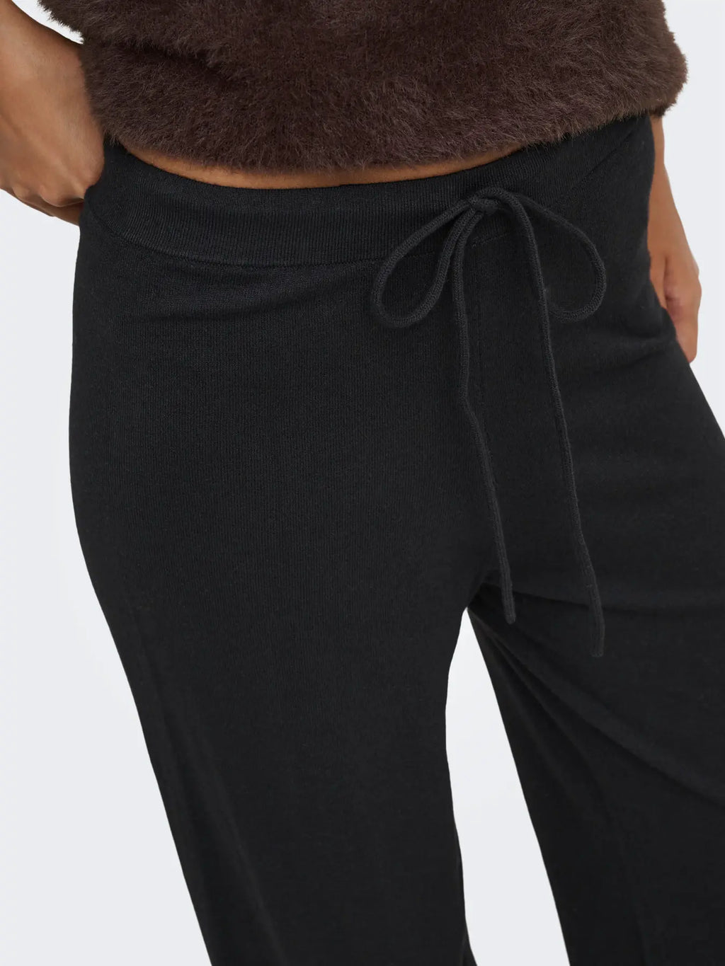 JDY Pantalone AMORE STRING 15390678 BLACK