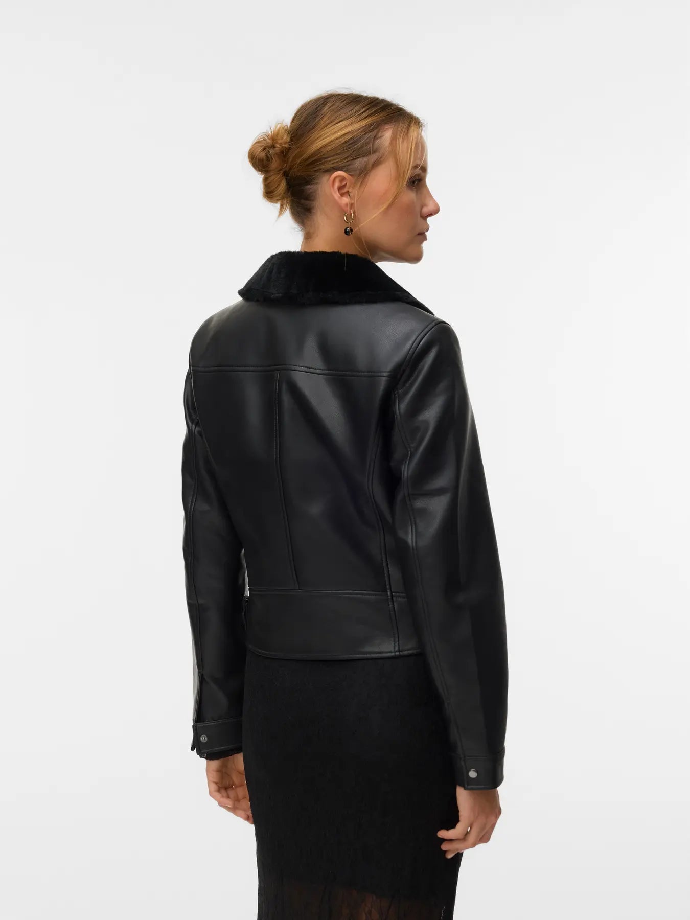 Vero Moda donna giubbino Hailey Short 10250405 Black