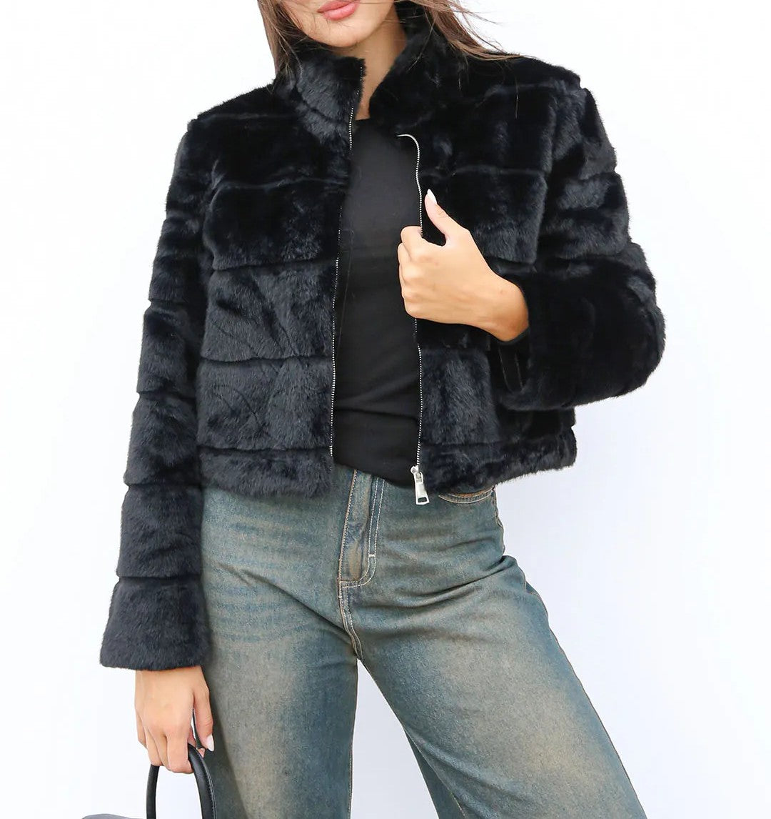 Vivienne D.donna pelliccia VEP001 Nero